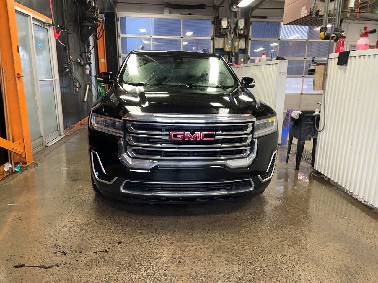 2023 GMC Acadia SLE AWD *SIÈGES CHAUFF* HAYON ELECT CARPLAY WIFI Black Saint-Jérôme - photo #3