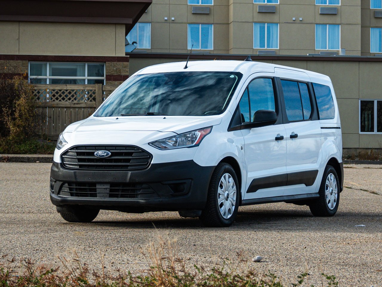 2020 Ford Transit Connect Wagon XL w/Dual Sliding Doors White Sherwood Park - photo #3