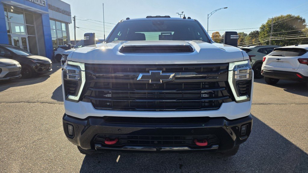 CHEVROLET Silverado 2500 HD LT 4X4 2025 Blanc Mont-Laurier - photo #1