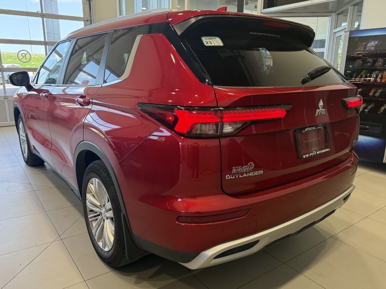 Mitsubishi Outlander 2024