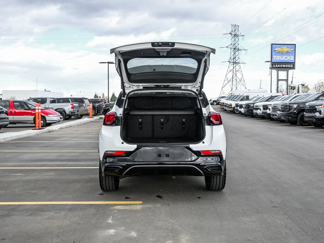2024 Buick Encore GX AWD 4dr Sport Touring White Sherwood Park - photo #13