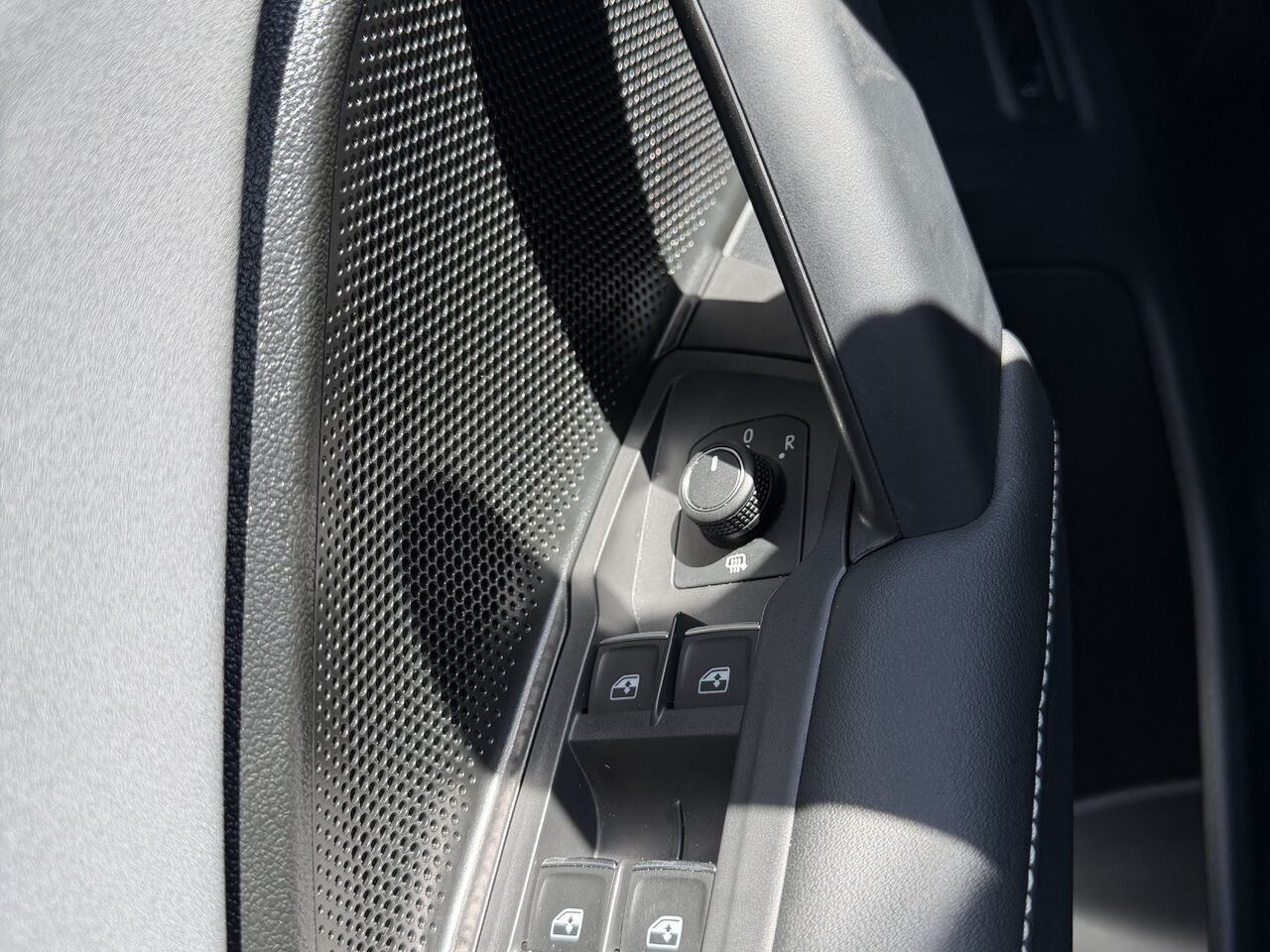 2026 Volkswagen Tiguan Comfortline 4MOTION White Châteauguay - photo #19