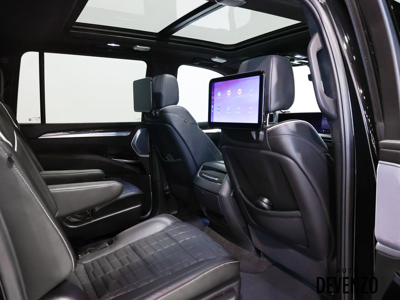 Cadillac Escalade ESV 2025 Noir Saint-Eustache - photo #8