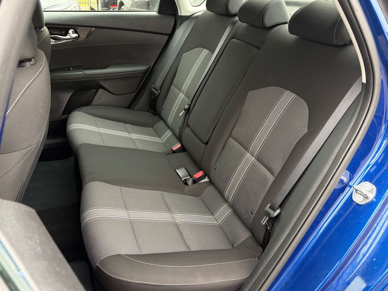 Kia Forte 2023 Bleu Gatineau - photo #17