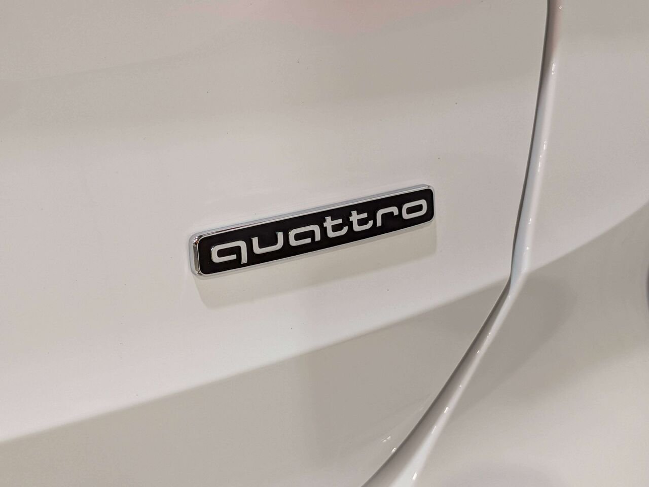 2020 Audi Q3 Progressiv 45 TFSI quattro White Val-David - photo #36