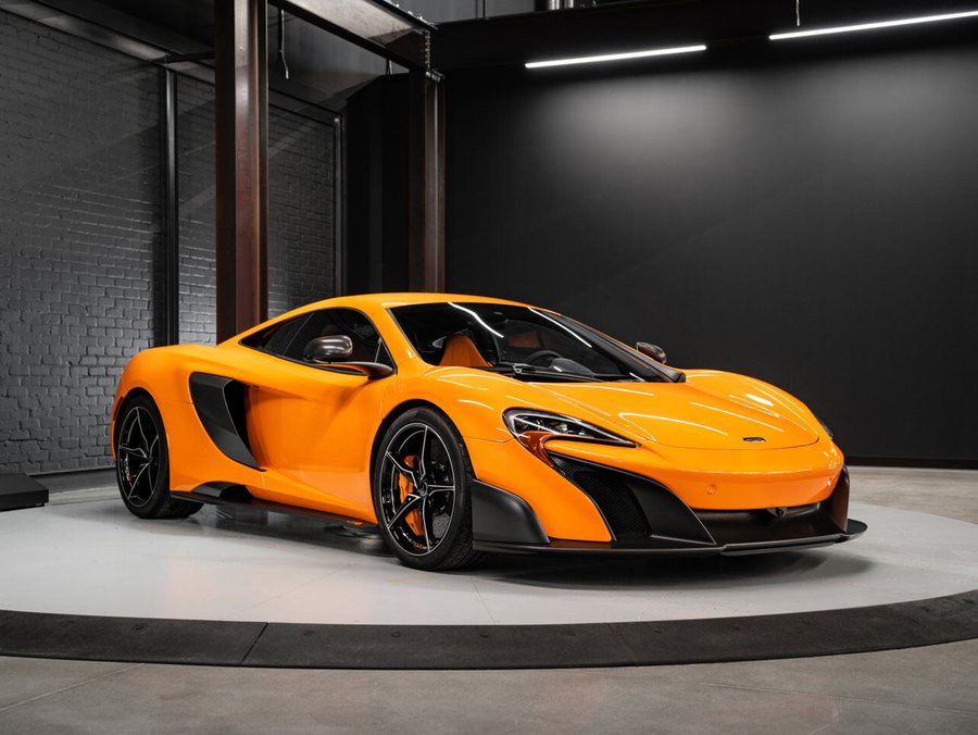 2016 McLaren 675LT 2016