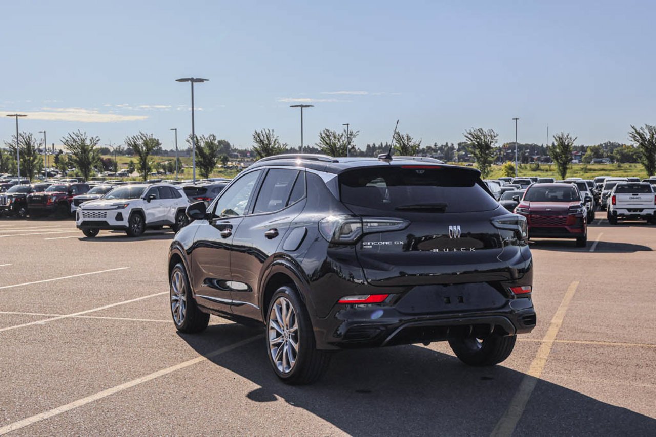 2024 Buick Encore GX AWD 4dr Avenir Black Sherwood Park - photo #5