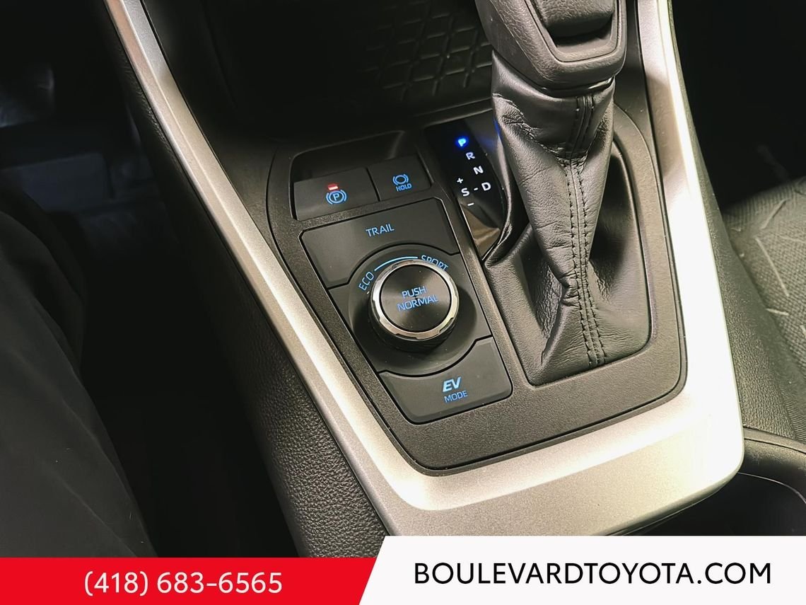 2022 Toyota RAV4 99566A-110 | XLE Hybride Red Québec - photo #33