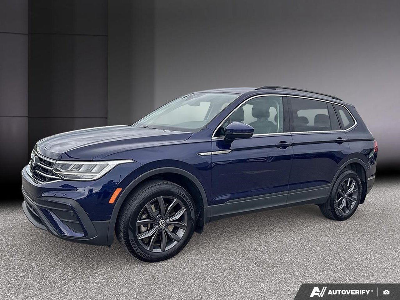 Volkswagen Tiguan 3VV2B7AX5NM157262 2022 Bleu Mirabel - photo #0