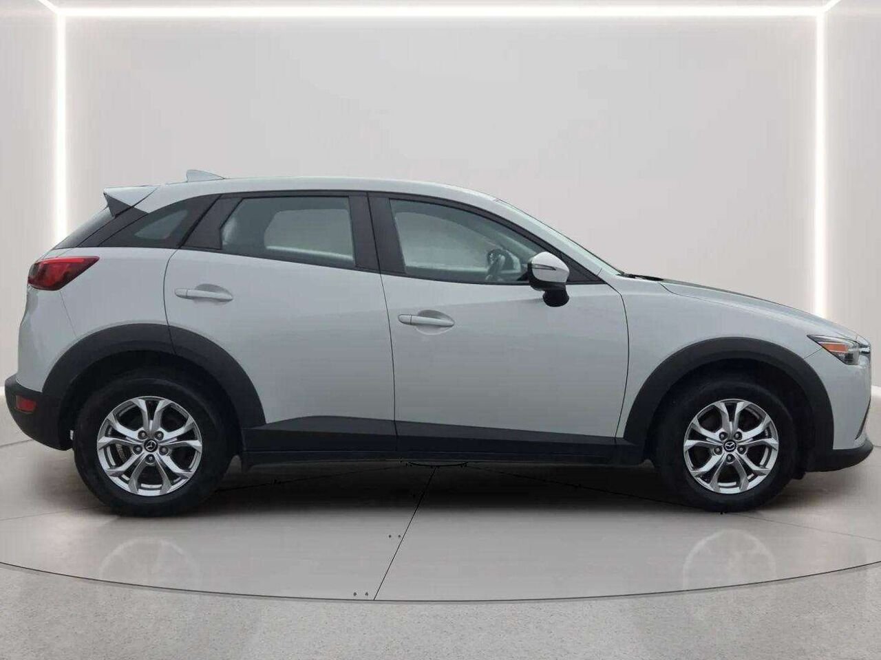 2017 Mazda CX-3 GS White Gatineau - photo #5