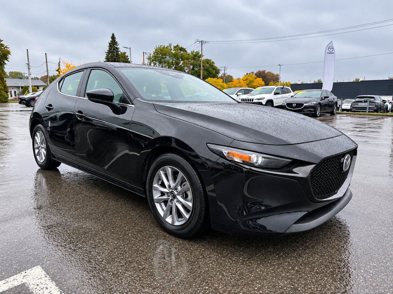 MAZDA 3 SPORT AUTOMATIQUE / APPLE CARPLAY ET ANDROID AUTO / BAS KILOMÉTRAGE 2025 Noir Châteauguay - photo #3