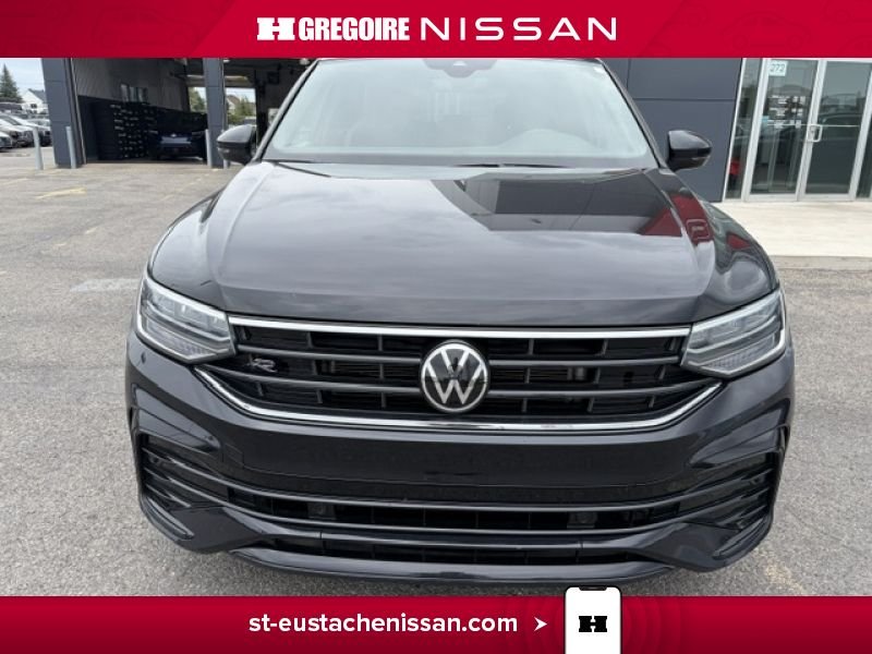 Volkswagen Tiguan SW4817 | Comfortline R-Line Black Edition AWD CUIR TOIT PAN 2023 Noir Laval - photo #2