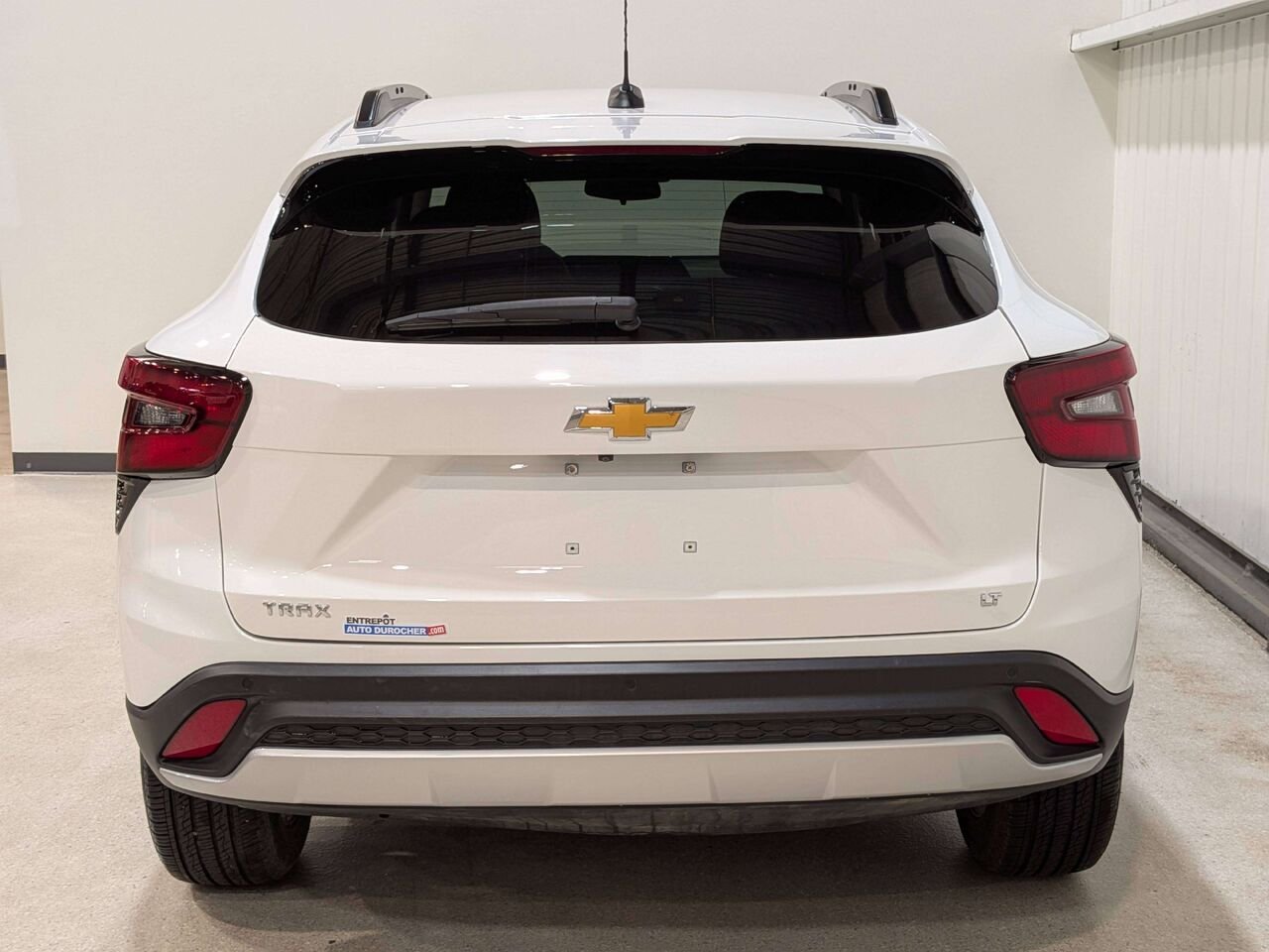 2025 Chevrolet Trax FWD 4dr LT White Val-David - photo #5