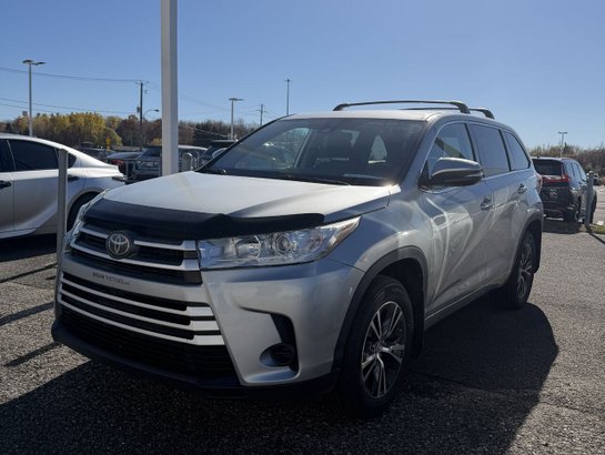Toyota Highlander LE 2RM 2018 Argent
