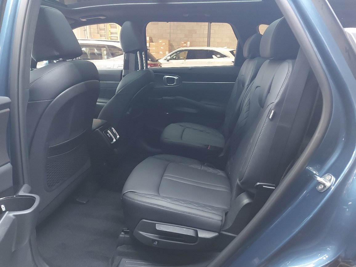 Kia Sorento hybride 2026 Bleu minéral Blainville - photo #21