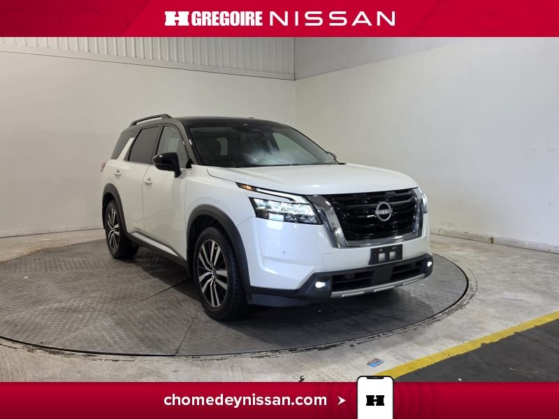 Nissan Pathfinder 2024 Blanc Laval - photo #0