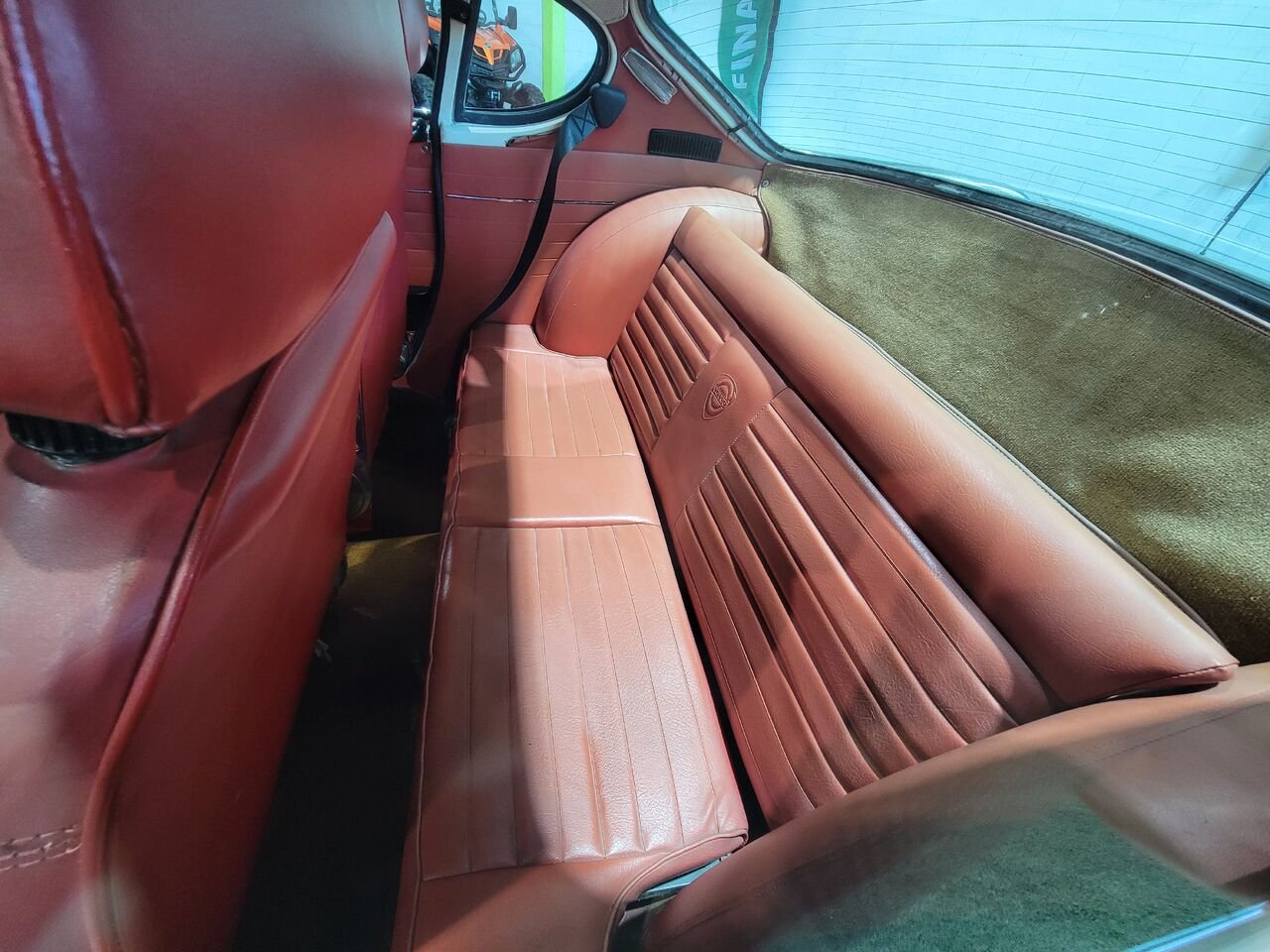 1970 Volvo P1800e Beige  - photo #12