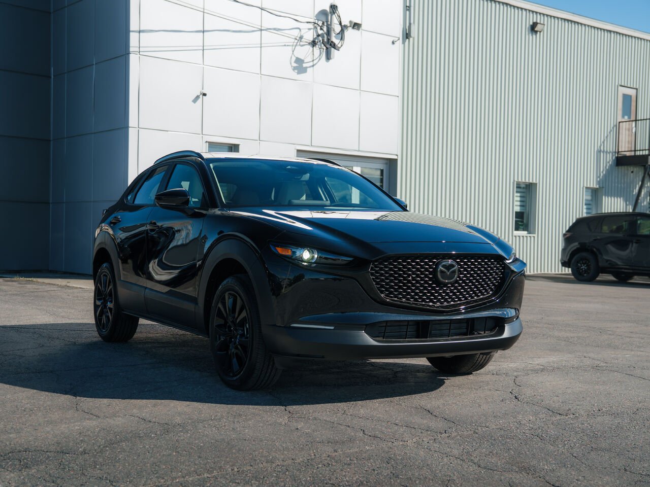 MAZDA CX-30 26136 | GS TI 2026 Noir de jais mica Val-d'Or - photo #3