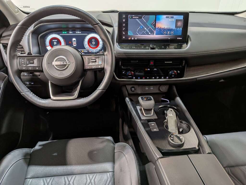 2024 Nissan Rogue AWD Platinum White Val-David - photo #33
