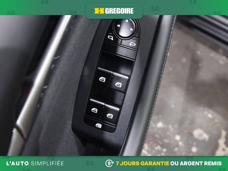 Mazda 3 2024 Gris Saint-Eustache - photo #18
