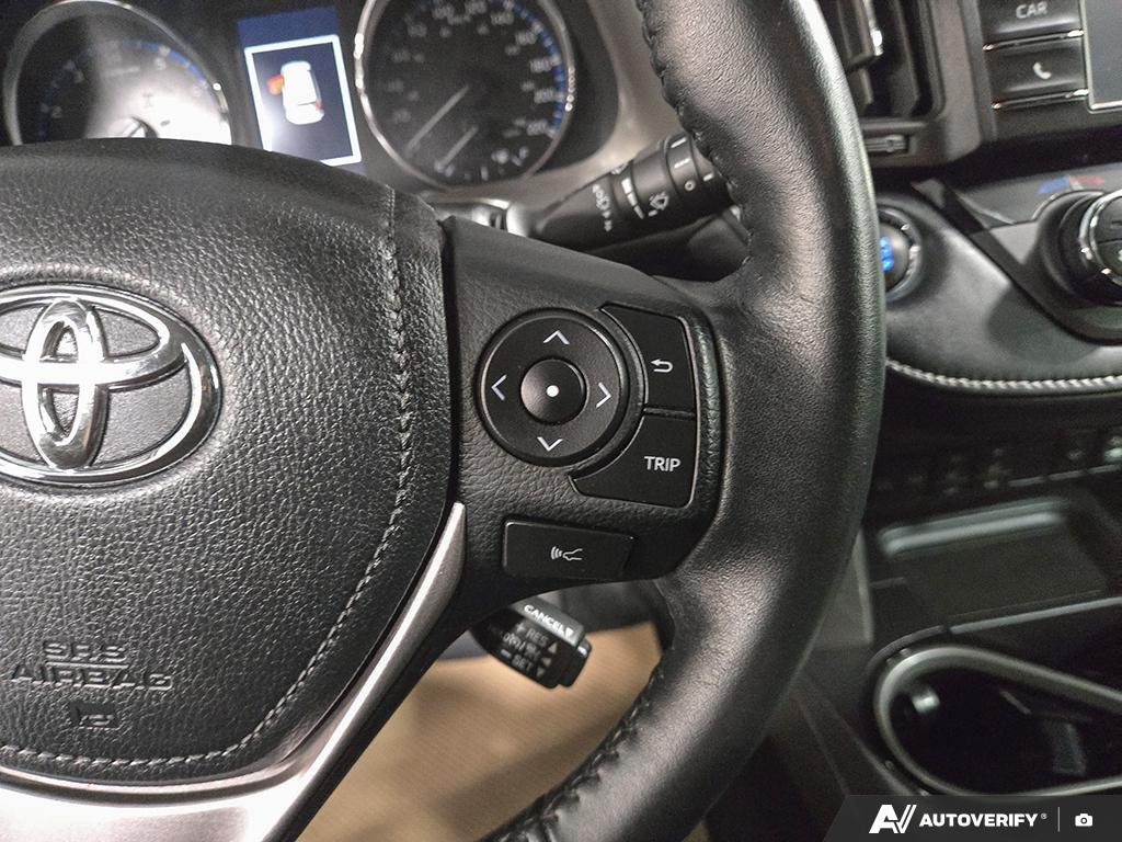 2018 Toyota RAV4 2602396A | XLE AWD, very low kilometers Blue Edmonton - photo #15