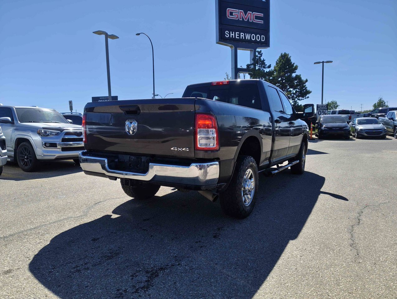 2024 Ram 3500 Tradesman 4x4 Crew Cab 6'4 Box Grey Sherwood Park - photo #5