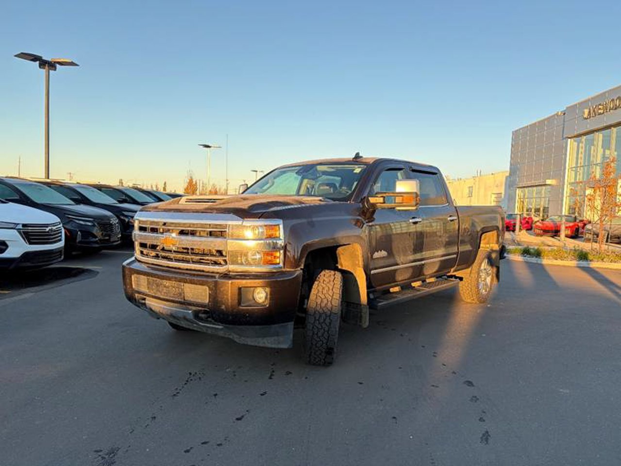 2018 Chevrolet Silverado 2500HD 4WD Crew Cab 153 High Country Havana Metallic Sherwood Park - photo #4
