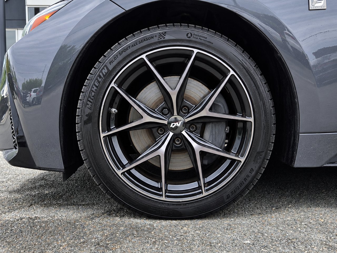 Lexus IS300 Fsport 2023 Gris Granby - photo #10