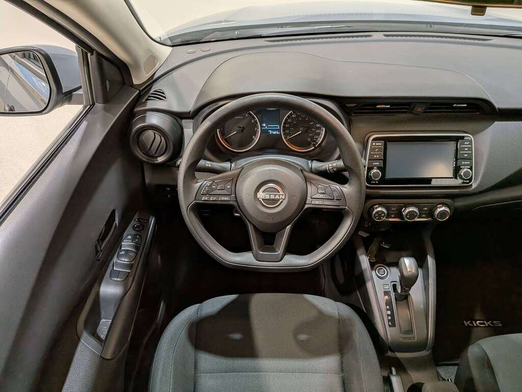 2024 Nissan Kicks S FWD Grey Val-David - photo #8