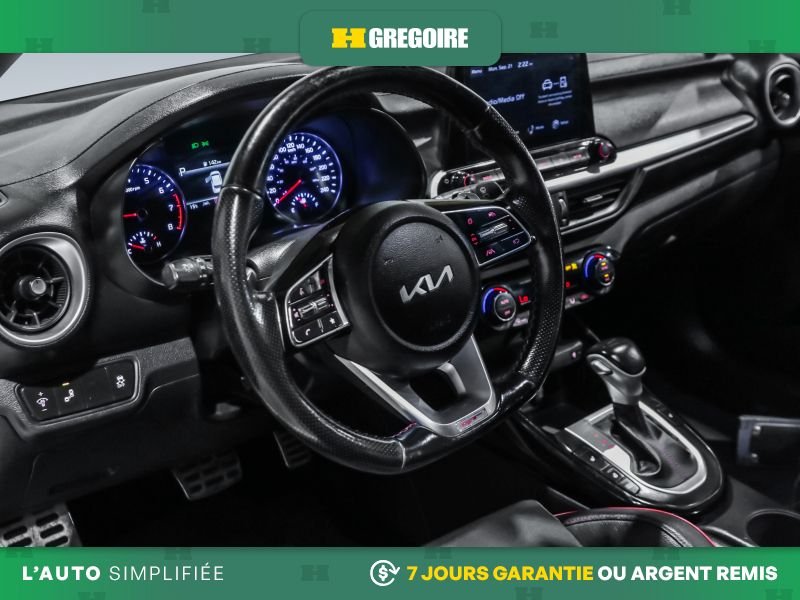Kia Forte5 2022 Blanc Laval - photo #11