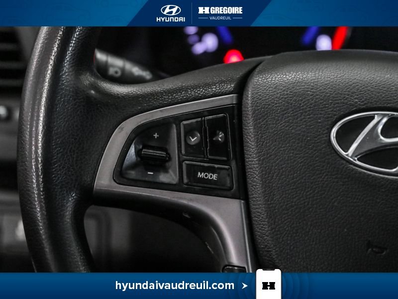 Hyundai Accent 2016 Noir Blainville - photo #20