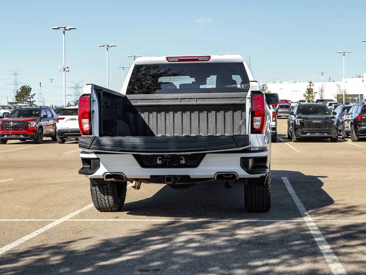 2023 GMC Sierra 1500 4WD Crew Cab 147 Elevation White Sherwood Park - photo #8