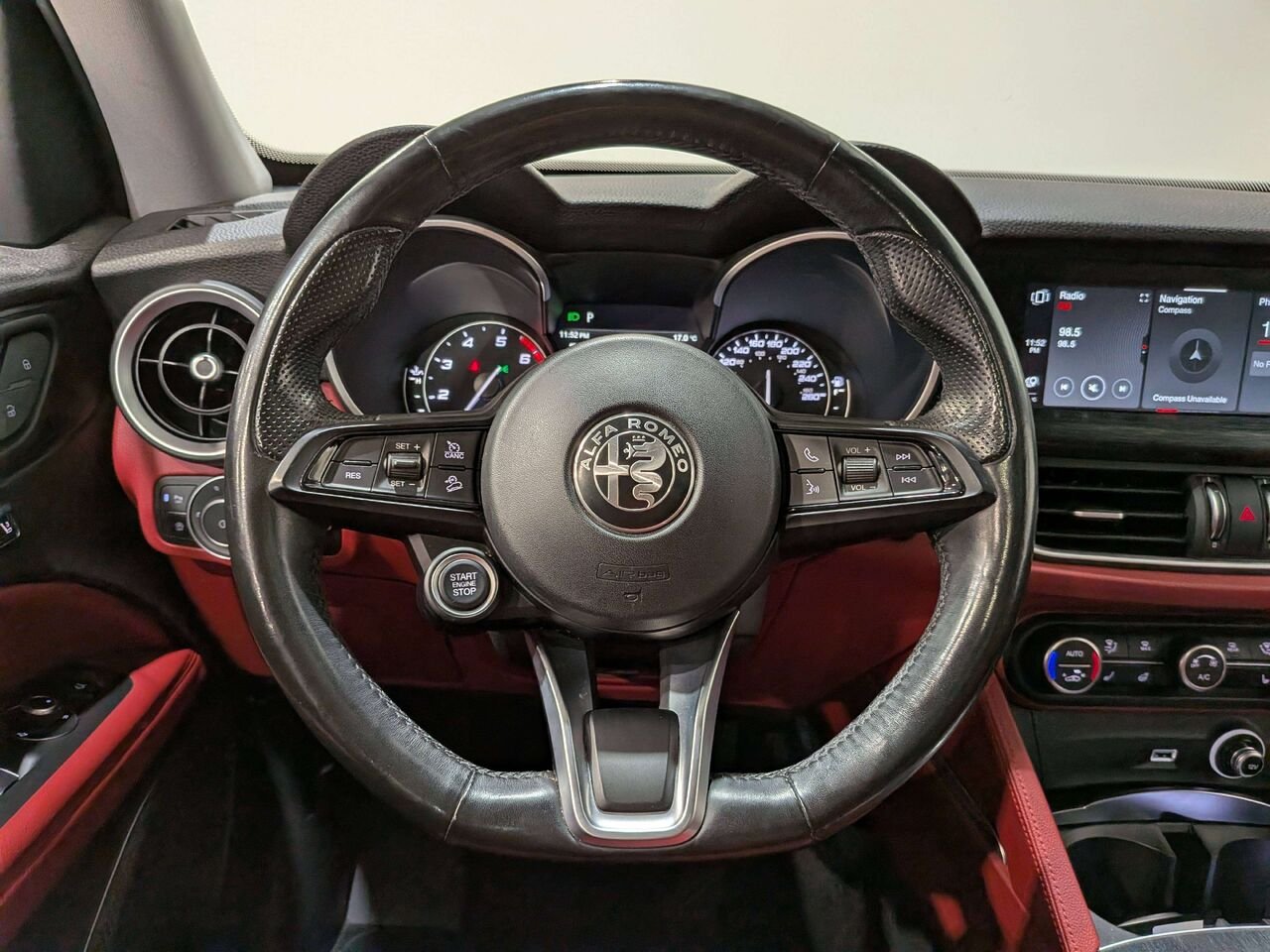 2020 Alfa Romeo Stelvio AWD Black Val-David - photo #14
