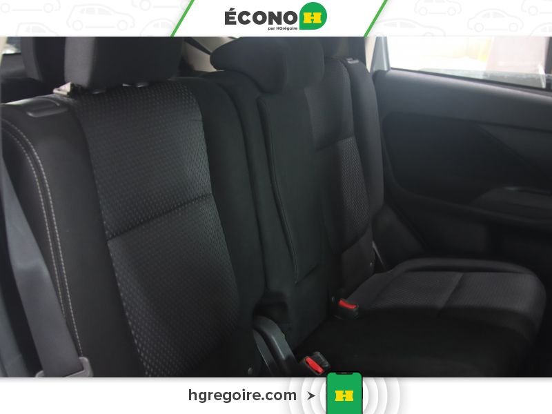 Mitsubishi Outlander 821724 | SE A/C TOIT GR ELECT MAGS 7 PASSAGERS 2017 Blanc Laval - photo #22
