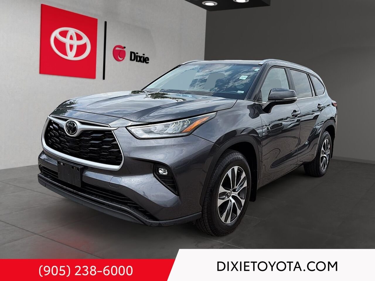2023 Toyota Highlander XLE AWD / HEATED SEATS / MOONROOF / ALLOY WHEELS / CARPLAY AND ANDROID AUTO Magnetic Grey Metallic Mississauga - photo #0