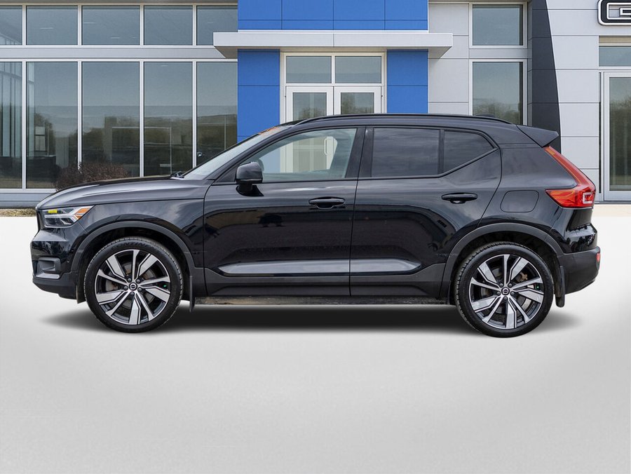 Volvo Recharge XC40 tout électrique XC40 Recharge Plus 2022 Noir