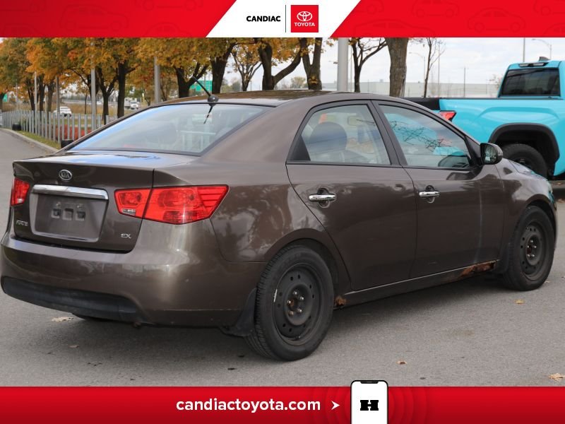 2013 Kia Forte Bronze Laval - photo #10