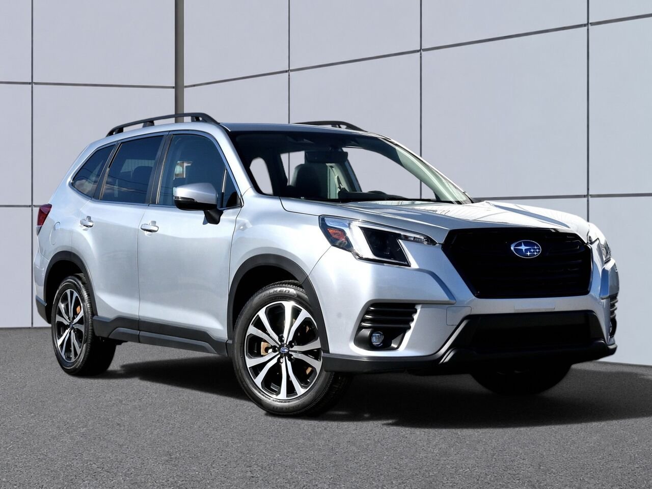 Subaru Forester Limited 2024 Argent Saint-Hyacinthe - photo #0