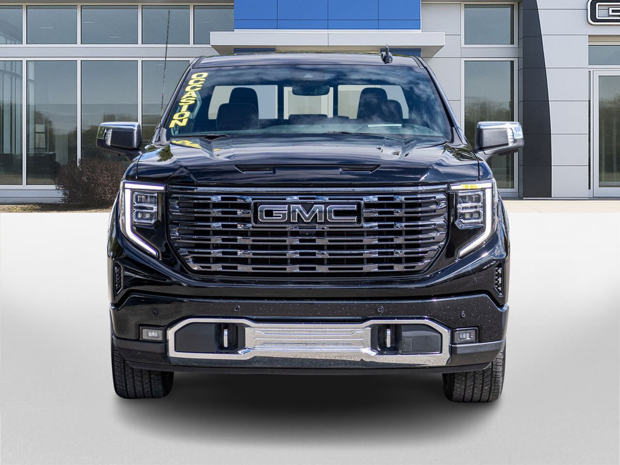 GMC Sierra 1500 Denali Ultimate cabine multiplace 4RM 2025 Noir Châteauguay - photo #1