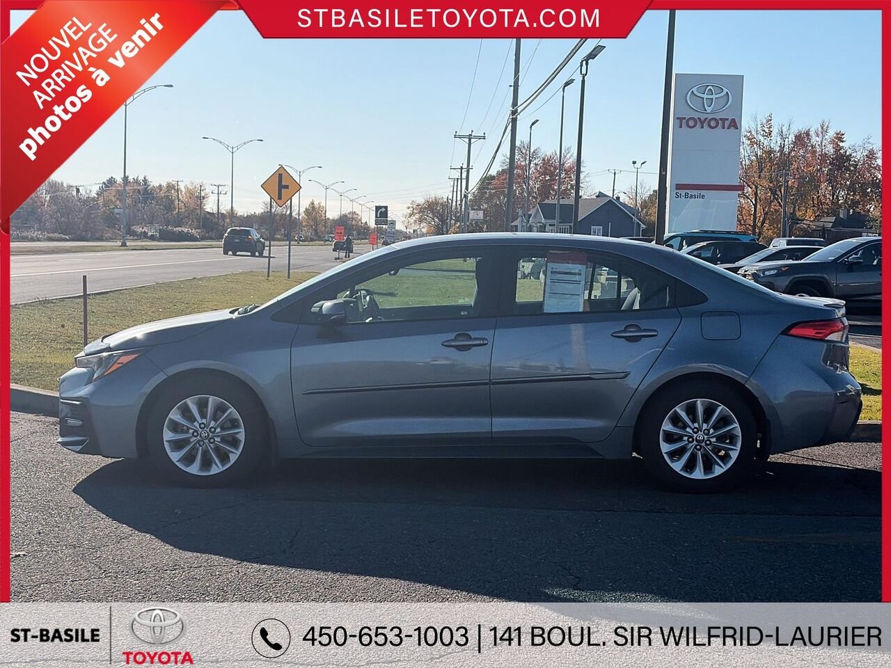 TOYOTA COROLLA 2022 Bleu Saint-Basile-le-Grand - photo #1