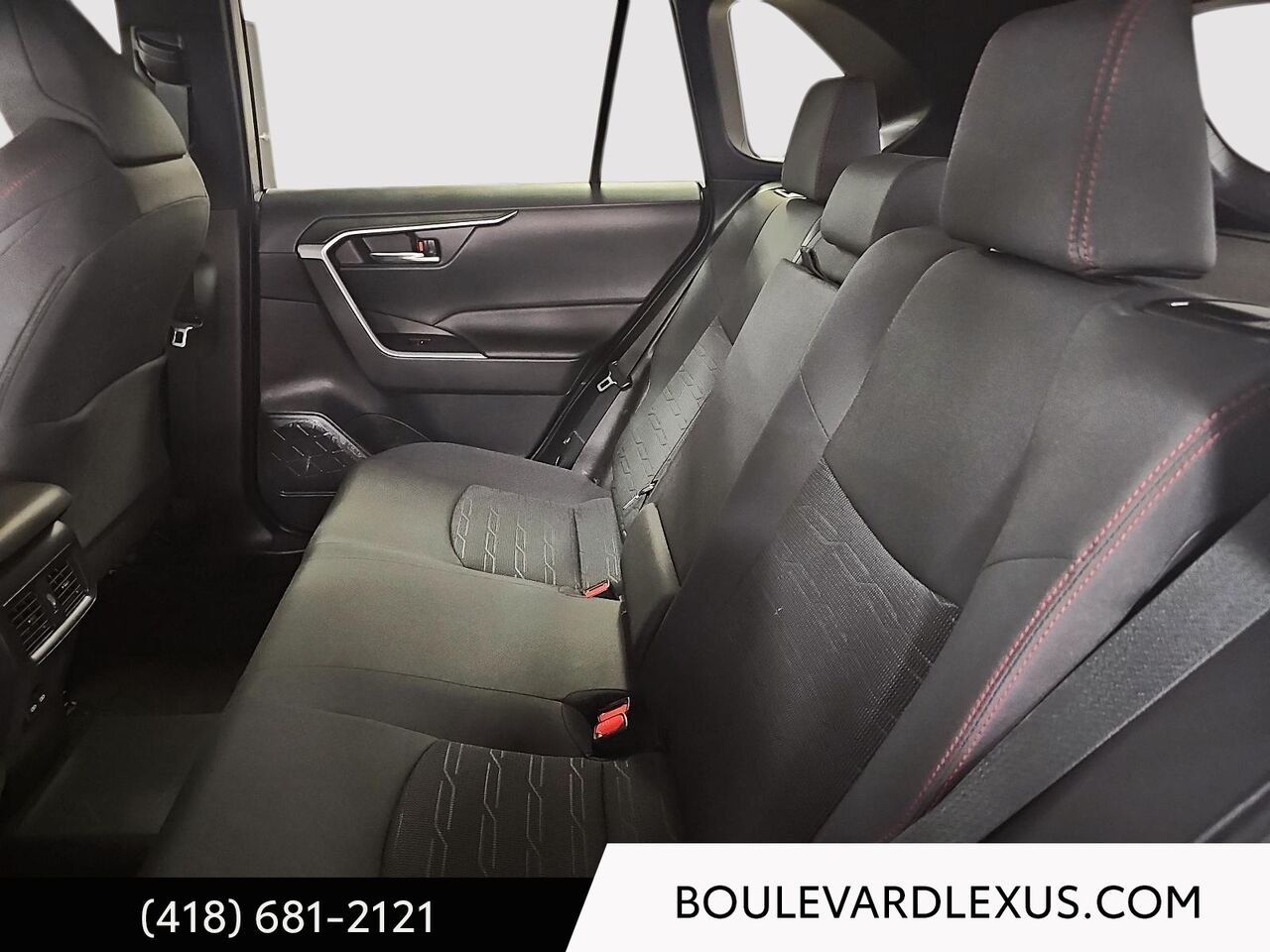 2023 Toyota RAV4 Prime (PHEV) Silver Quebec - photo #17