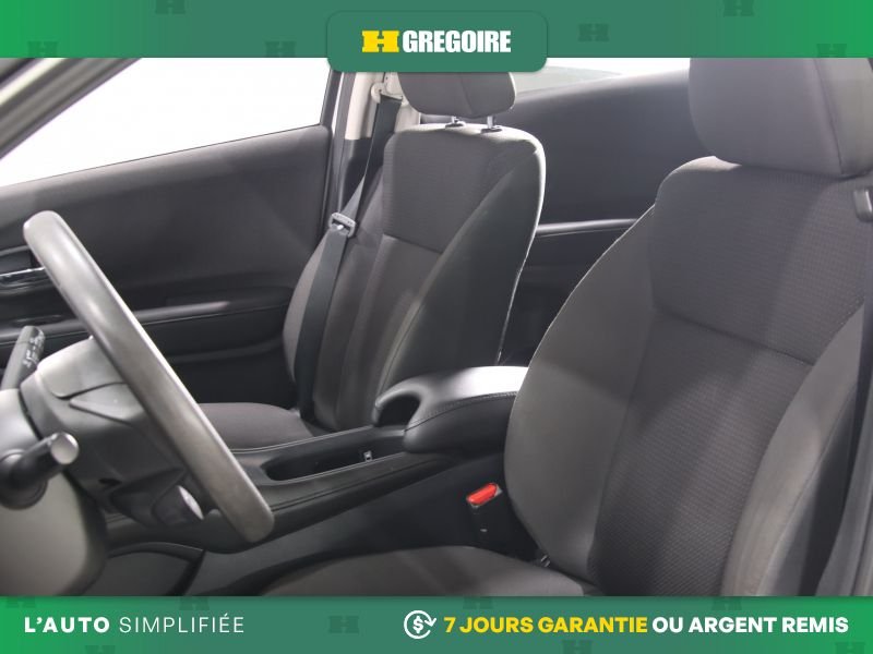 2021 Honda HR-V White Blainville - photo #18