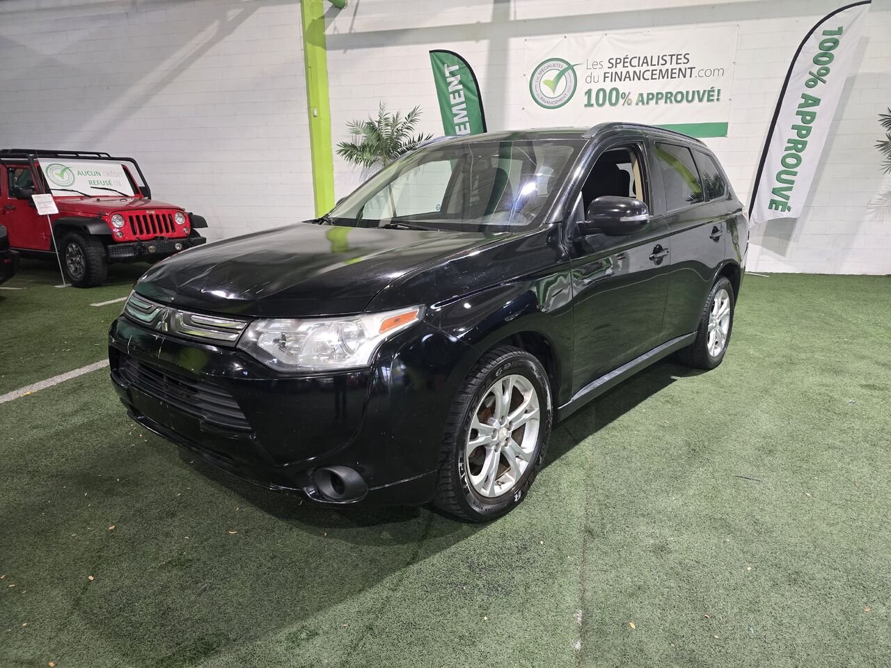 2014 Mitsubishi Outlander Black  - photo #1