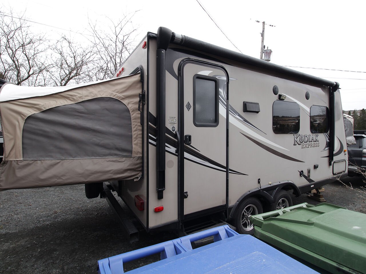 Kodiak DK186 Hybride 2015 Beige Lac-Etchemin - photo #4