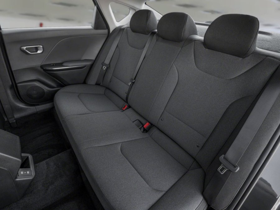 2026 KIA K4 2026 Snow White Pearl