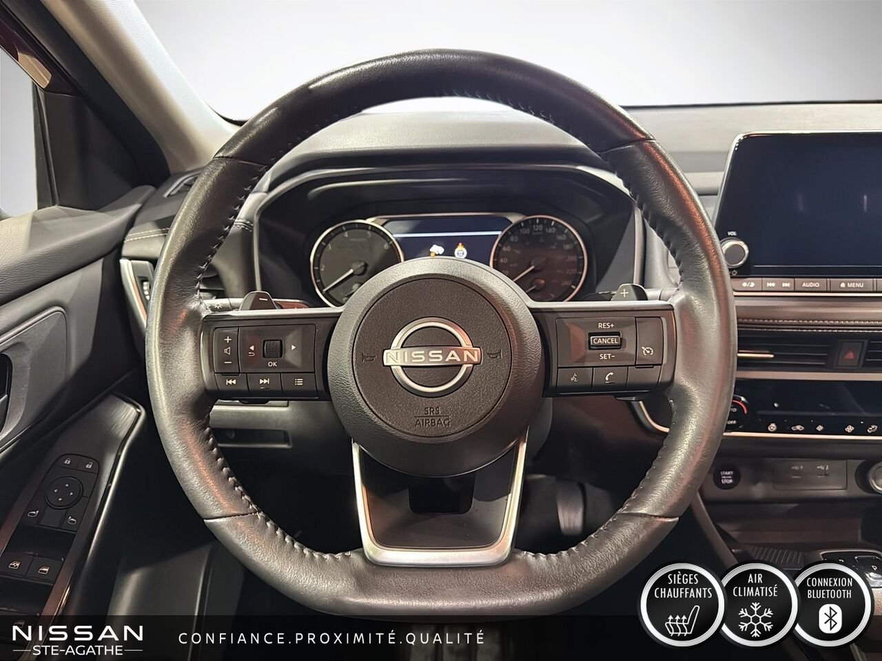 Nissan Rogue 2024 Rouge Ste-Agathe des Monts - photo #13