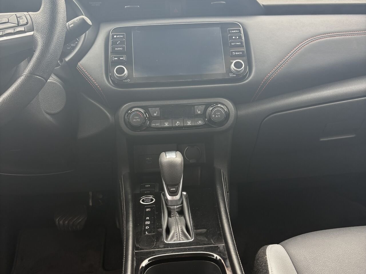 2024 Nissan Kicks SR Black Mont-Laurier - photo #15