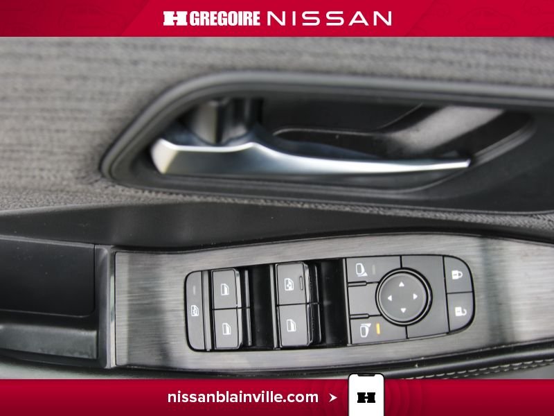 2021 Nissan Rogue White Saint-Eustache - photo #25