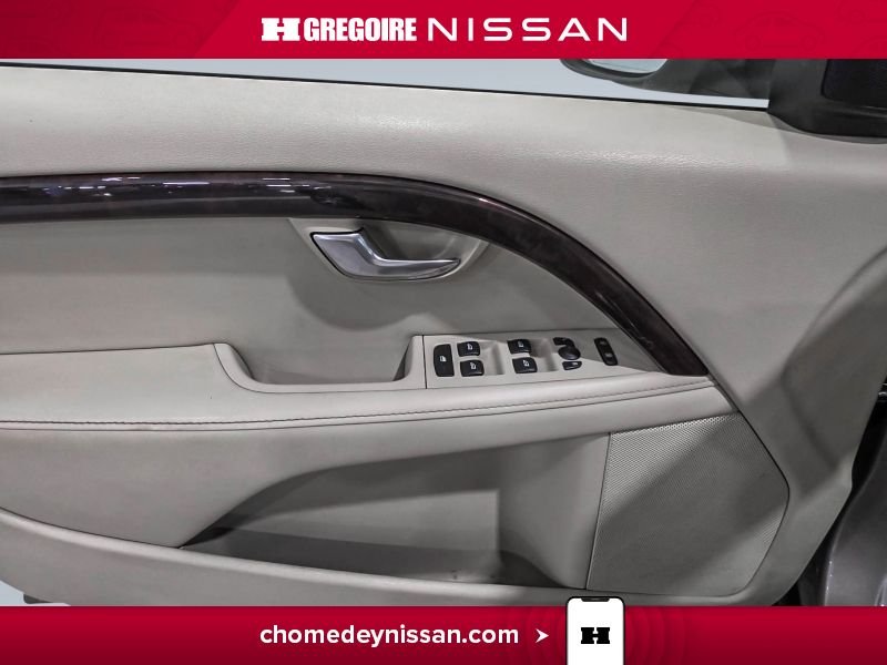Volvo XC70 2012 Beige Laval - photo #13