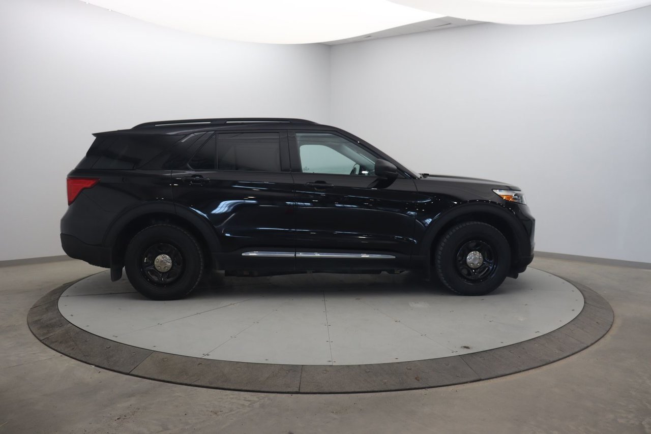 Ford Explorer XLT 2023 Noir Baie-Comeau - photo #2